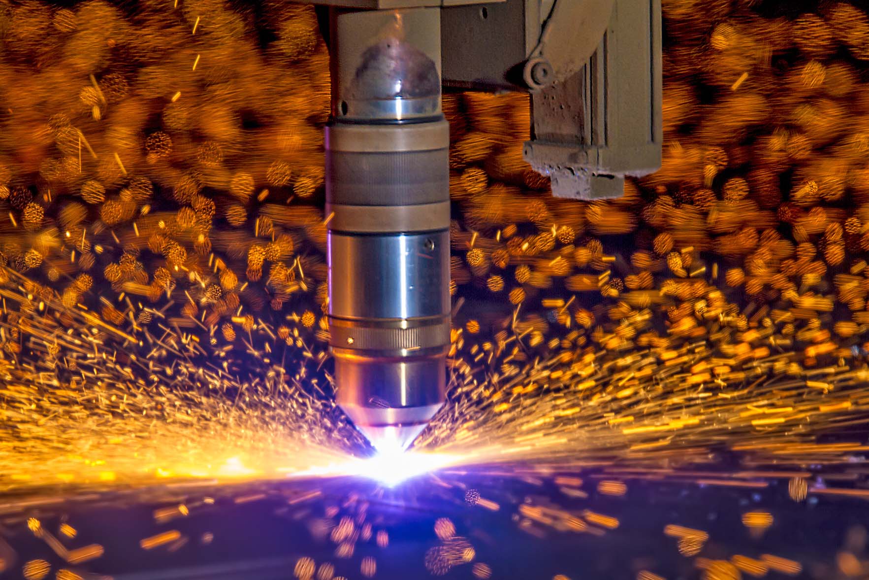 How Do Plasma Cutters Work? - Grainger KnowHow