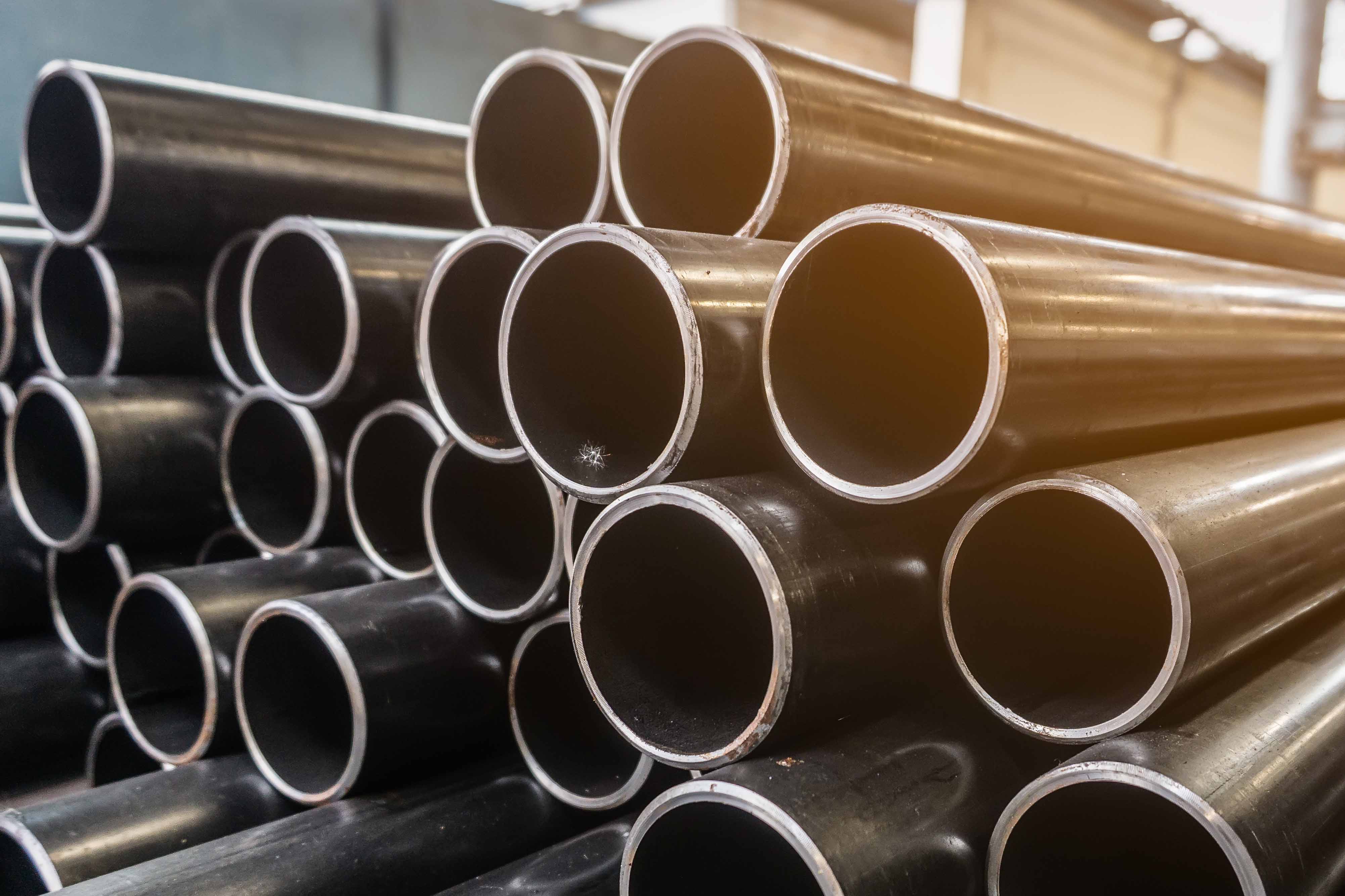 Stainless Steel vs Carbon Pipes for Your Application - Grainger KnowHow